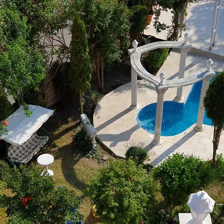 Fabula Bed & Breakfast